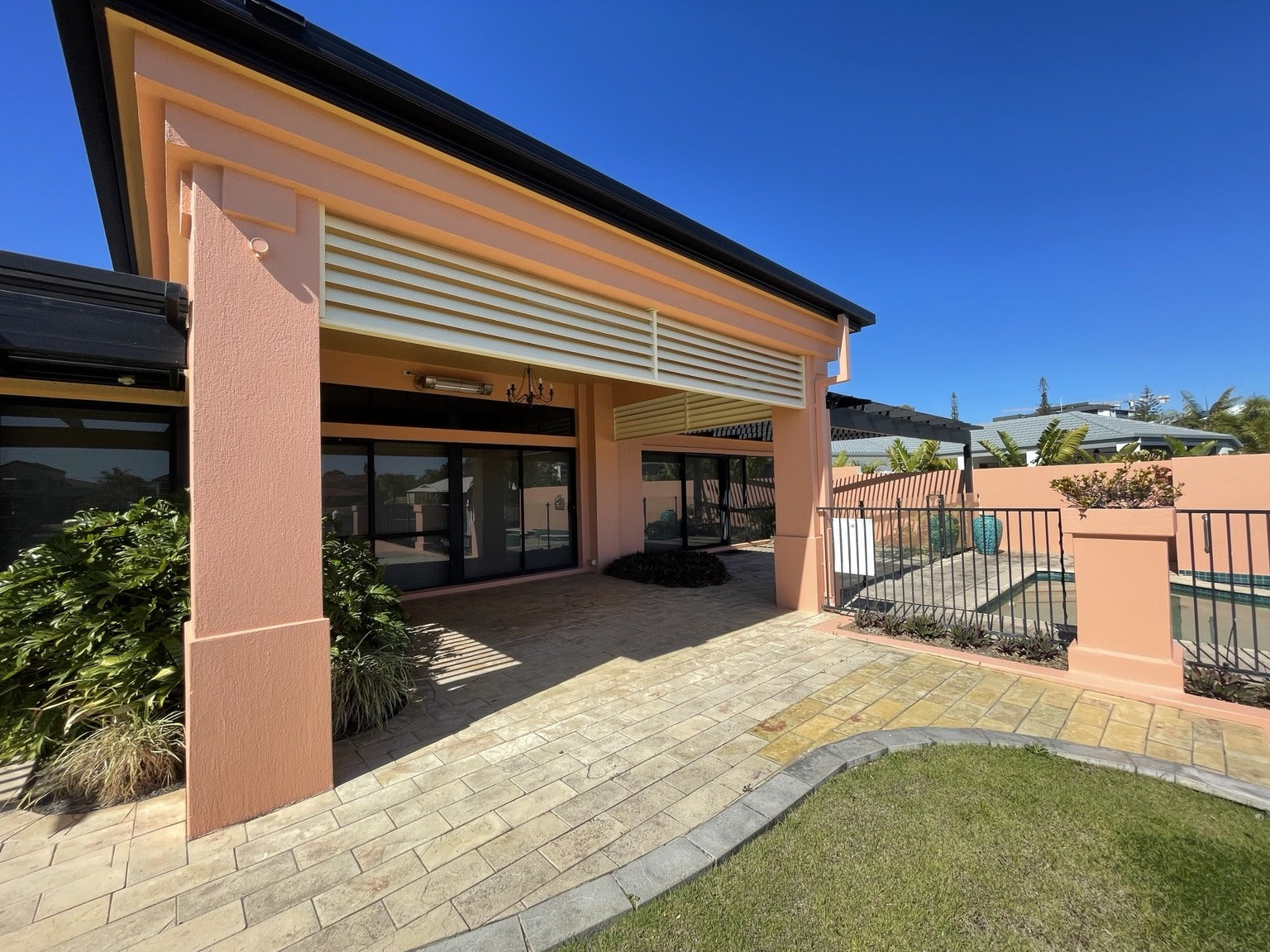 Residential repainting